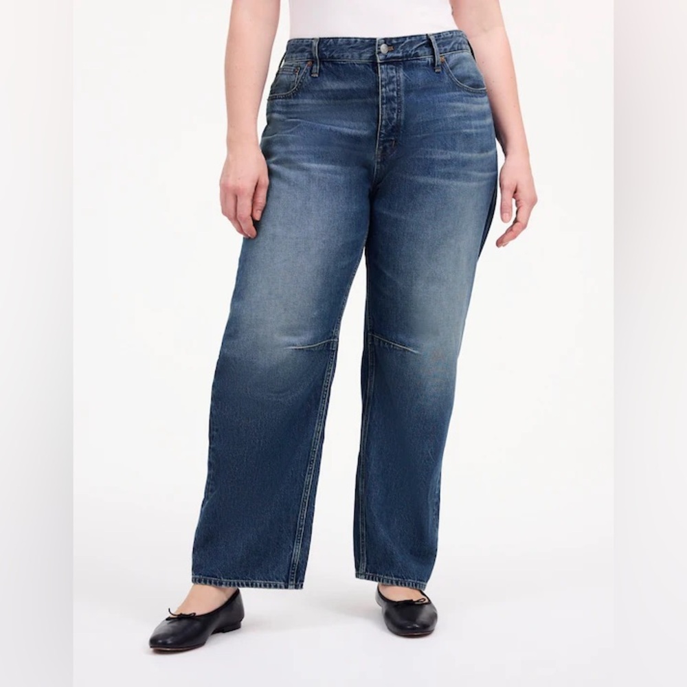 Madewell Darted barrel leg jean, size 33